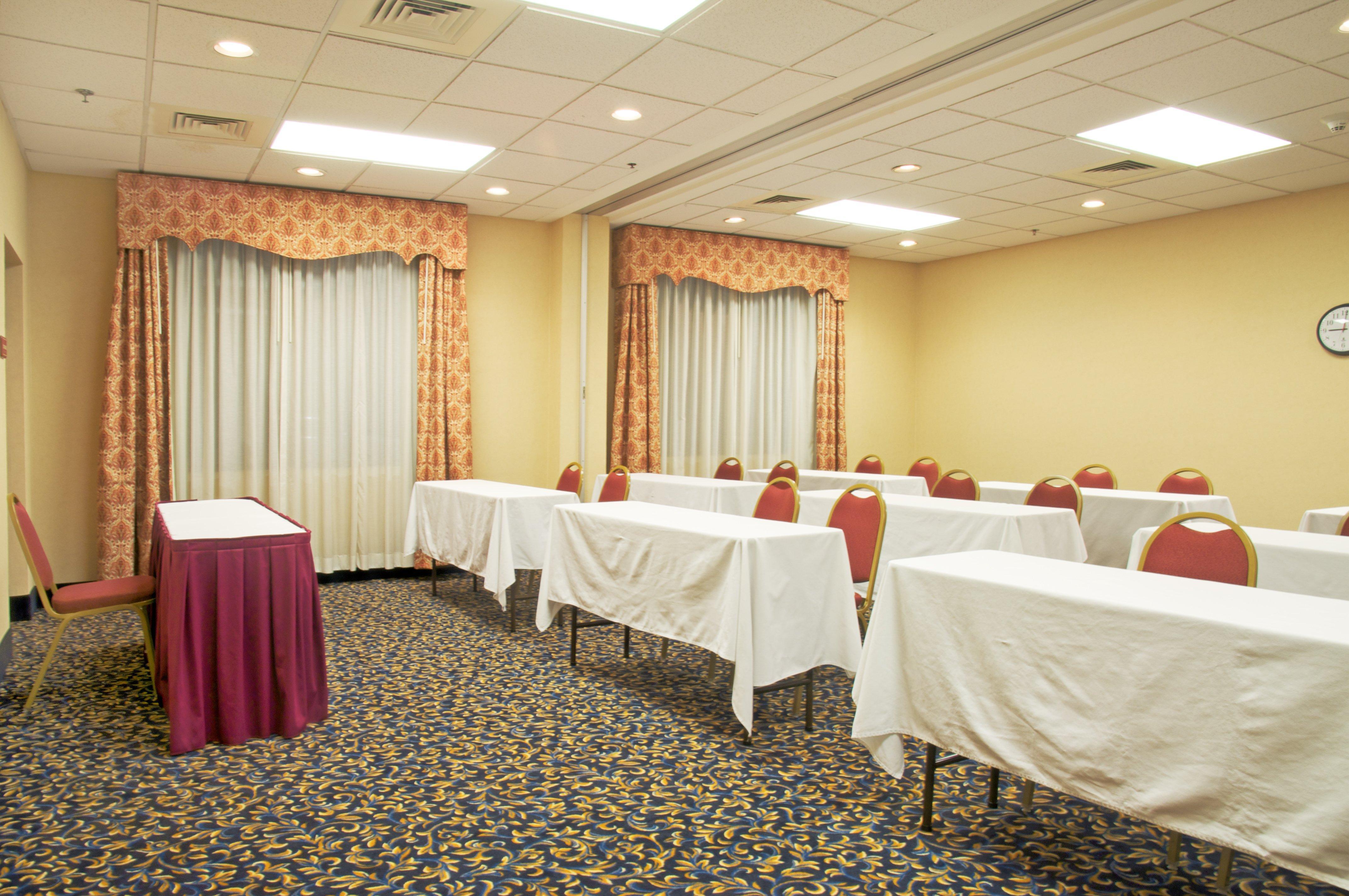 Holiday Inn Express & Suites Houston - Memorial Park Area By Ihg מראה חיצוני תמונה