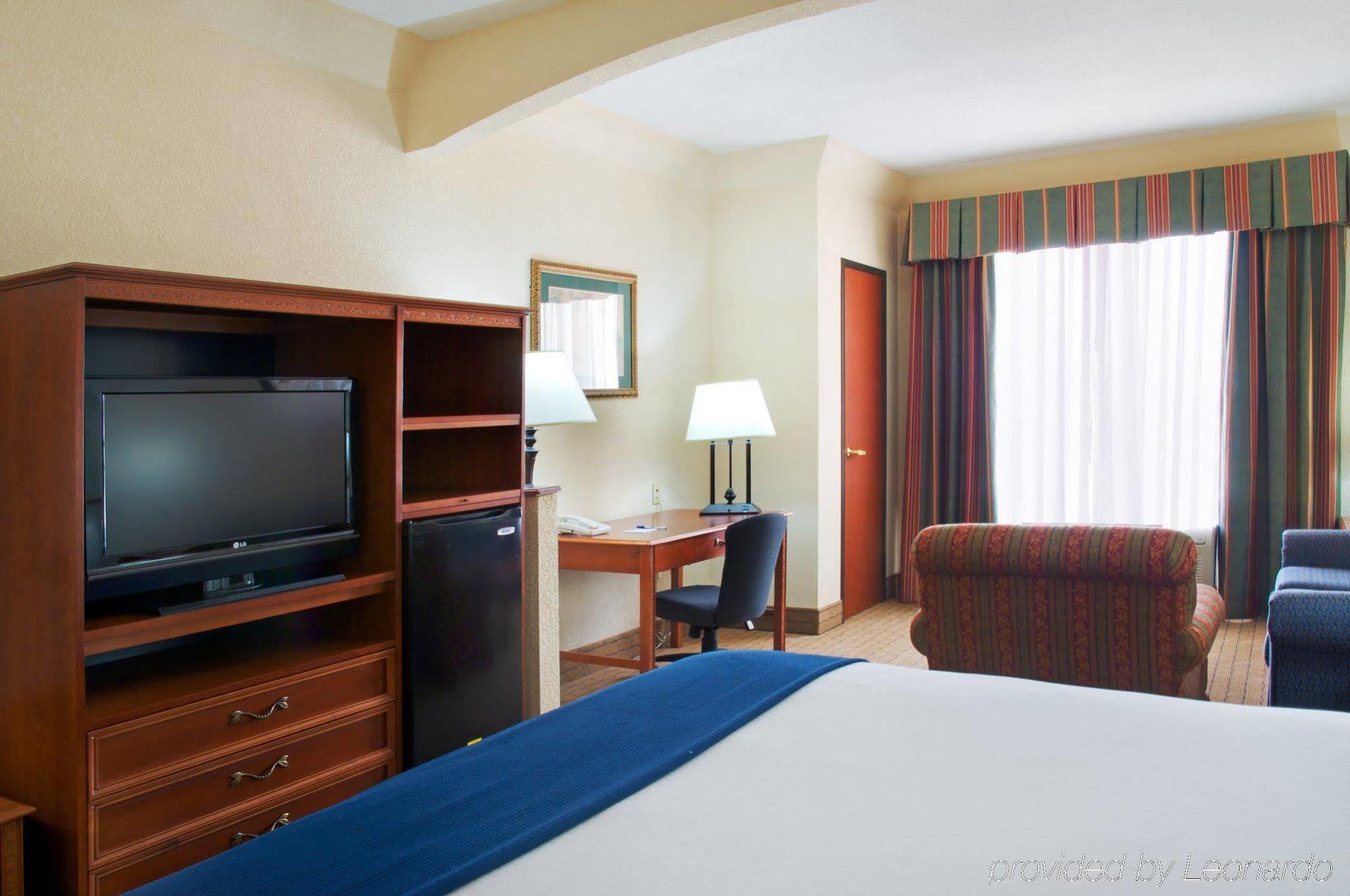 Holiday Inn Express & Suites Houston - Memorial Park Area By Ihg מראה חיצוני תמונה