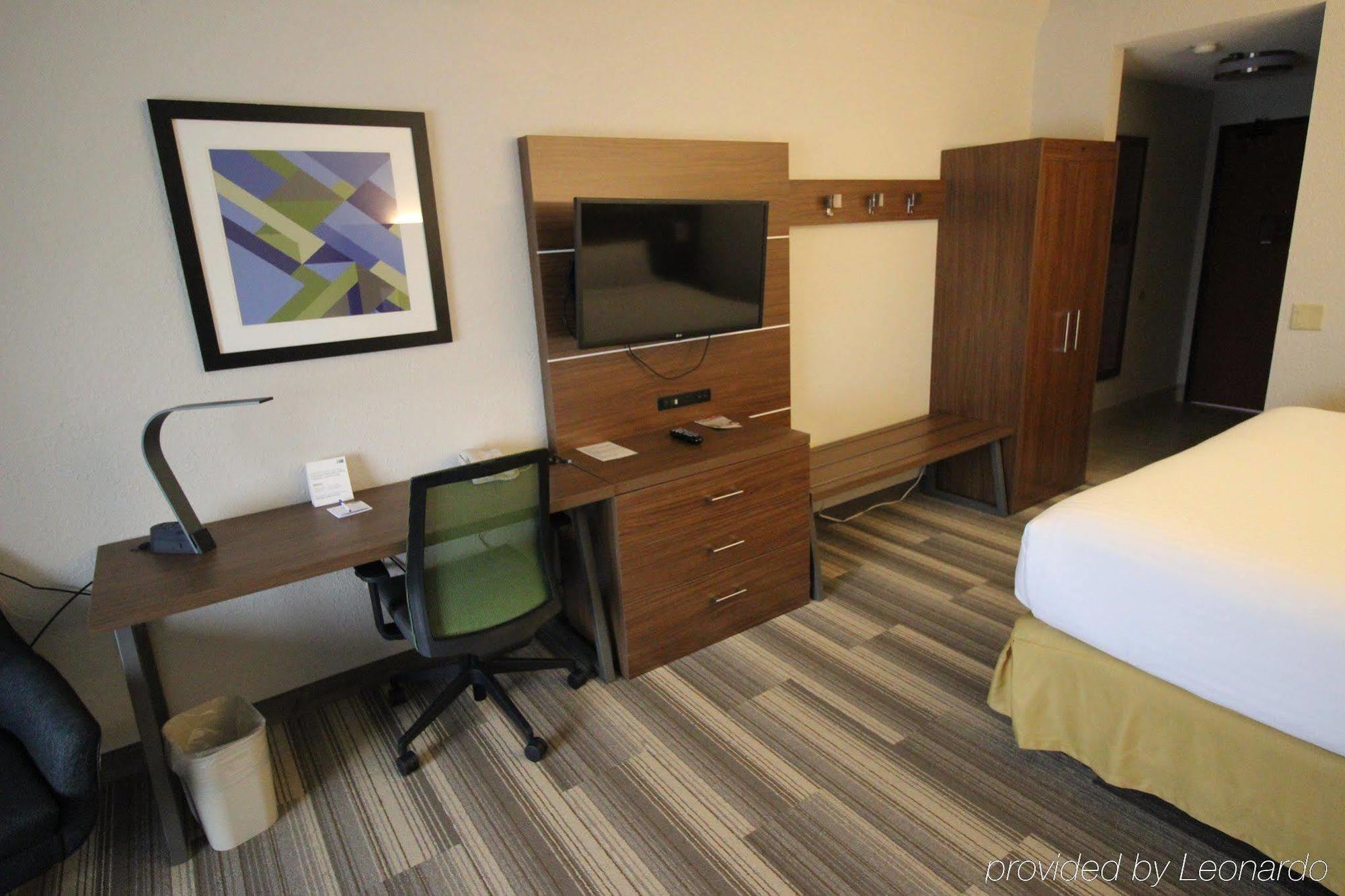 Holiday Inn Express & Suites Houston - Memorial Park Area By Ihg מראה חיצוני תמונה